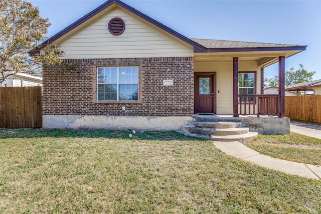 1732 Lawther Drive, River Oaks, TX 76114