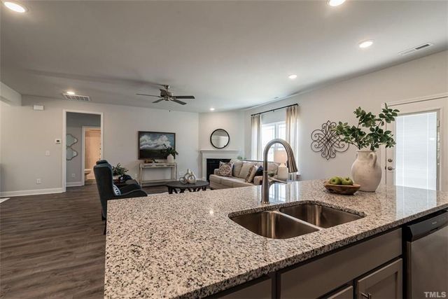 759 Eagle Heights Drive, Maysville, GA 30558