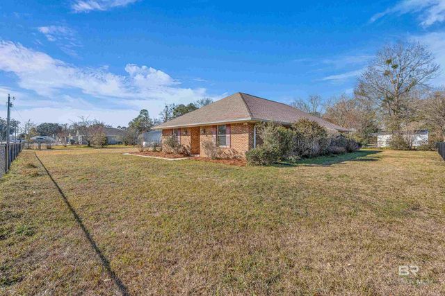 22095 8th Street, Silverhill, AL 36576