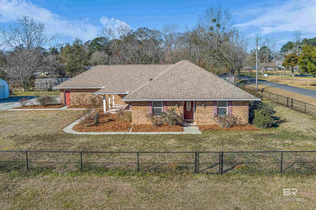 22095 8th Street, Silverhill, AL 36576