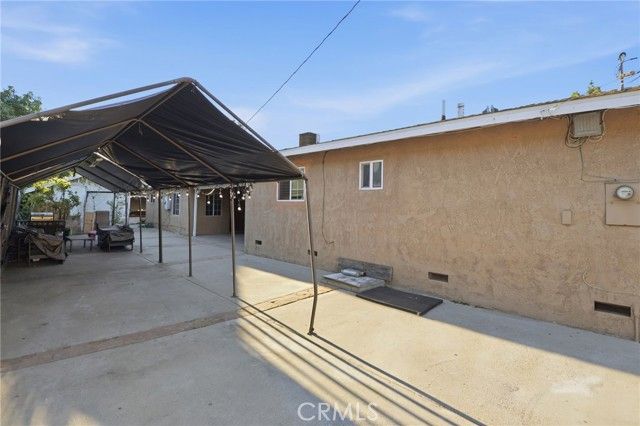 1038 Hollister St, San Fernando, CA 91340