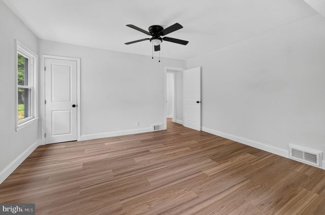 310 LELACHE AVE, Atco, NJ 08004