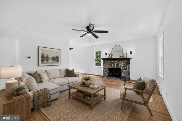 310 LELACHE AVE, Atco, NJ 08004