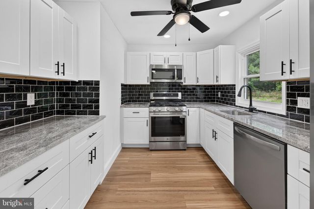 310 LELACHE AVE, Atco, NJ 08004