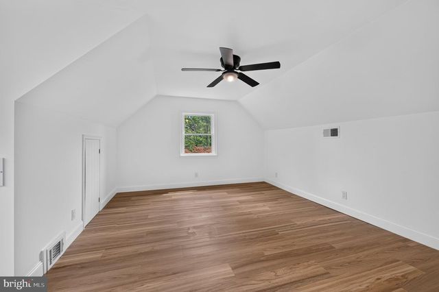 310 LELACHE AVE, Atco, NJ 08004