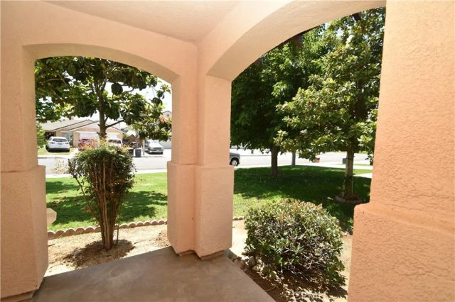 674 Myrtle, Perris, CA 92571