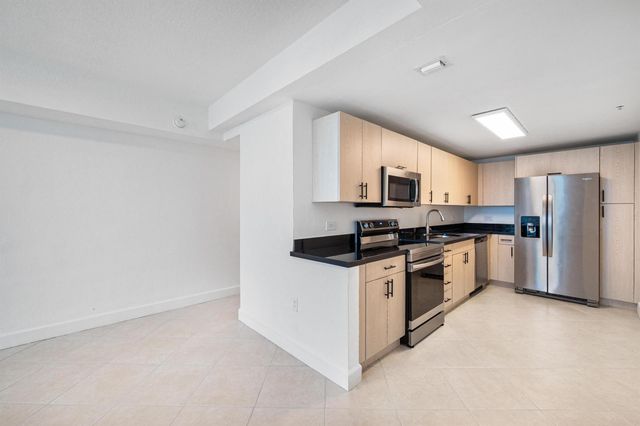 7501 E Treasure Drive 8n, North Bay Village, FL 33141