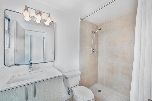 7501 E Treasure Drive 8n, North Bay Village, FL 33141