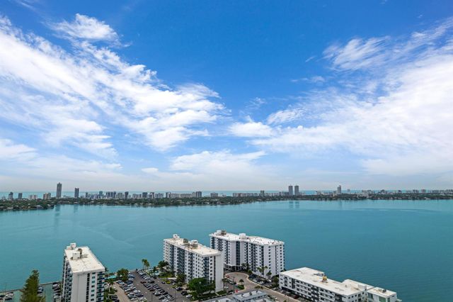 7501 E Treasure Drive 8n, North Bay Village, FL 33141