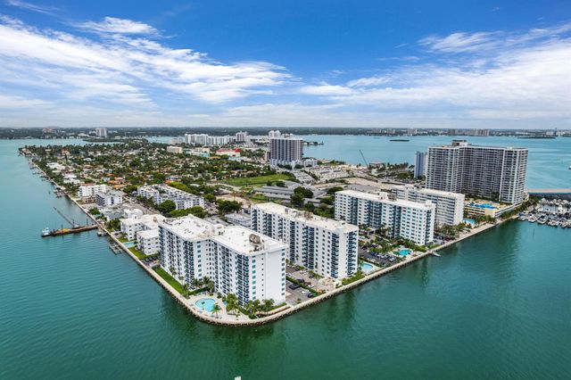 7501 E Treasure Drive 8n, North Bay Village, FL 33141