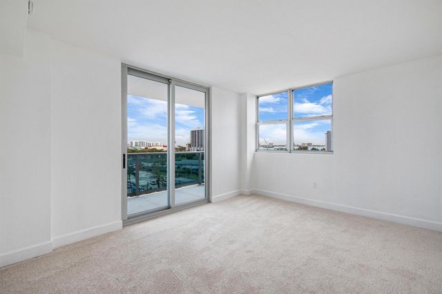 7501 E Treasure Drive 8n, North Bay Village, FL 33141