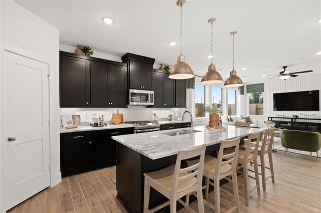 1306 Shaded Rock Drive, Missouri City, TX 77459