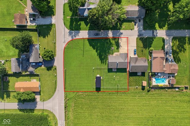 636 S Murphy Avenue, Brazil, IN 47834