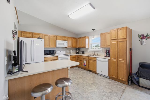 636 S Murphy Avenue, Brazil, IN 47834