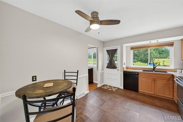 802 Sherwick Terrace, Manchester, MO 63021