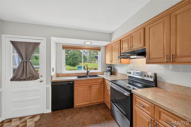 802 Sherwick Terrace, Manchester, MO 63021