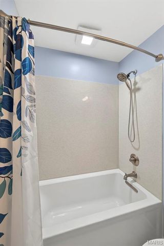 802 Sherwick Terrace, Manchester, MO 63021
