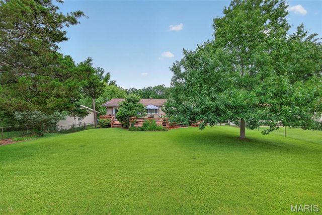 802 Sherwick Terrace, Manchester, MO 63021