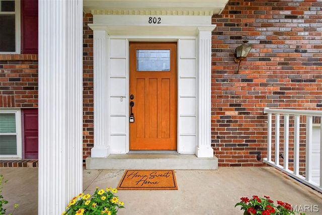 802 Sherwick Terrace, Manchester, MO 63021