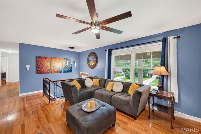 802 Sherwick Terrace, Manchester, MO 63021