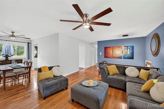 802 Sherwick Terrace, Manchester, MO 63021