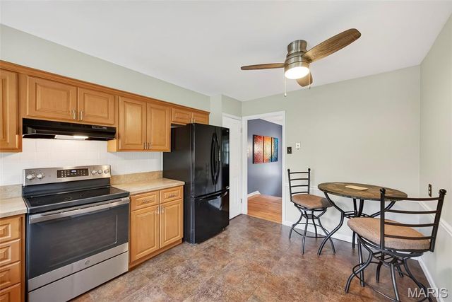 802 Sherwick Terrace, Manchester, MO 63021