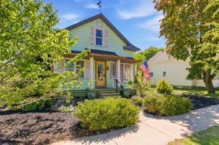 122 N Hibbard Street, Fowleville Vllg, MI 48836
