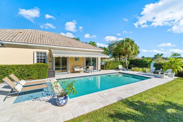 8222 Dominica Place, Wellington, FL 33414