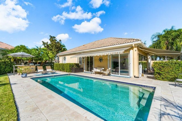 8222 Dominica Place, Wellington, FL 33414