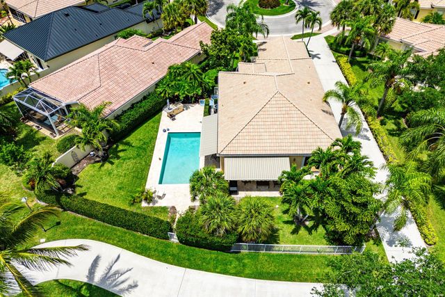 8222 Dominica Place, Wellington, FL 33414