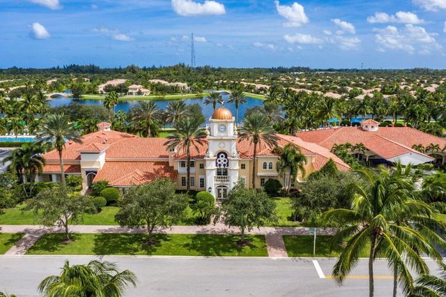 8222 Dominica Place, Wellington, FL 33414