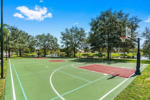 8222 Dominica Place, Wellington, FL 33414