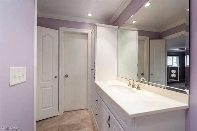24533 Framingham Drive, Westlake, OH 44145