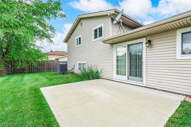 24533 Framingham Drive, Westlake, OH 44145