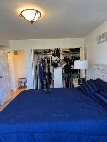 2501 W TOUHY Avenue 308, Chicago, IL 60645