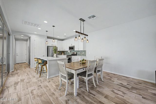 4260 E JESSE Street, Gilbert, AZ 85295