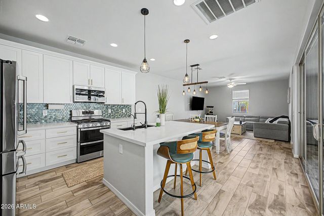 4260 E JESSE Street, Gilbert, AZ 85295