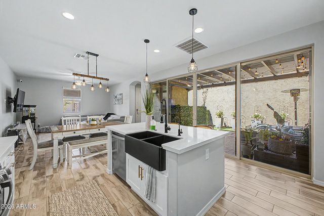 4260 E JESSE Street, Gilbert, AZ 85295