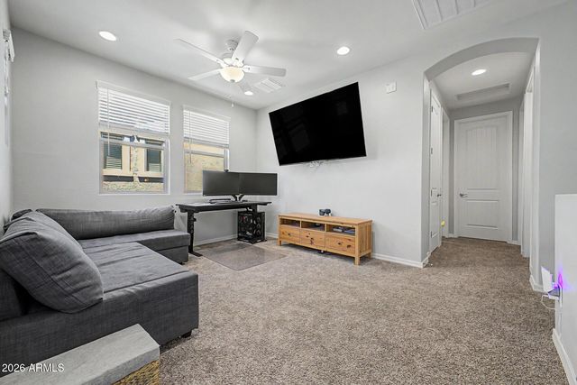 4260 E JESSE Street, Gilbert, AZ 85295