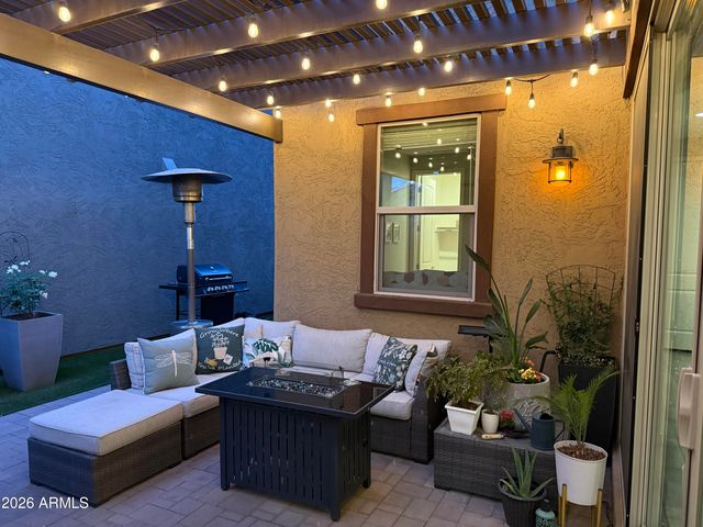 4260 E JESSE Street, Gilbert, AZ 85295