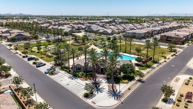 4260 E JESSE Street, Gilbert, AZ 85295