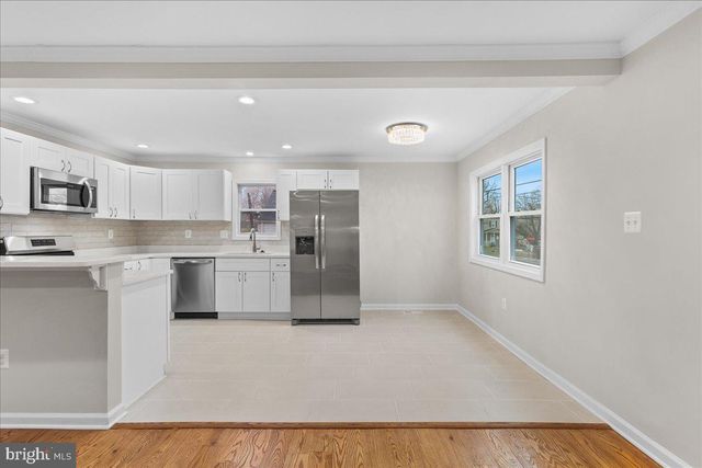 942 CLOVIS AVE, Capitol Heights, MD 20743