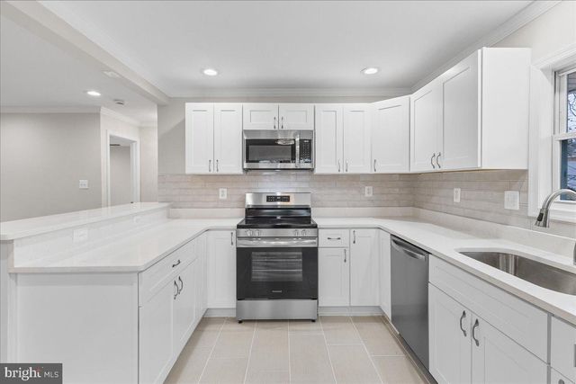 942 CLOVIS AVE, Capitol Heights, MD 20743