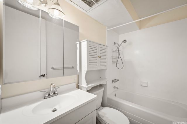 1718 Anapuni Street 301, Honolulu, HI 96822