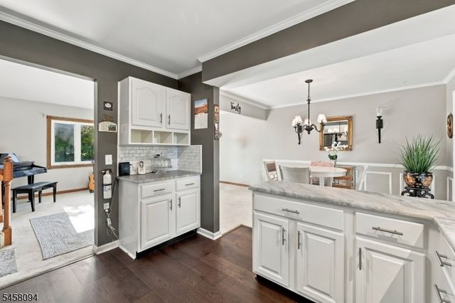 225 Seymour Rd, Hackettstown Town, NJ 07840