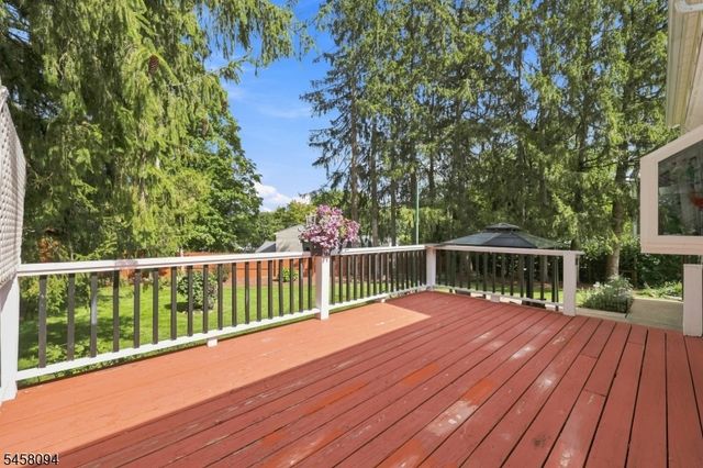 225 Seymour Rd, Hackettstown Town, NJ 07840