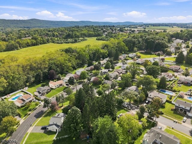225 Seymour Rd, Hackettstown Town, NJ 07840