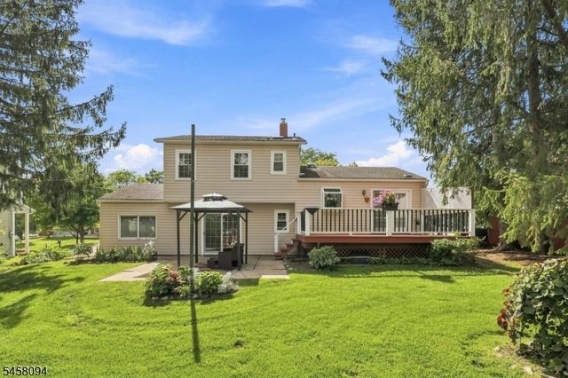 225 Seymour Rd, Hackettstown Town, NJ 07840