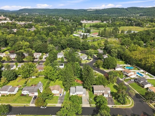 225 Seymour Rd, Hackettstown Town, NJ 07840