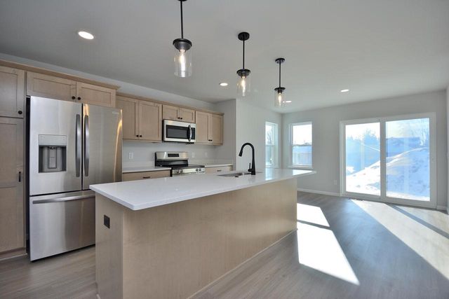 919 5 Mile ROAD, Racine, WI 53402